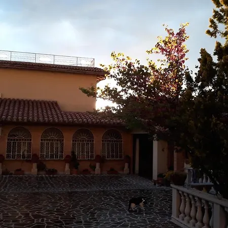 Le Terrazze Di Gualdo Vendégház *